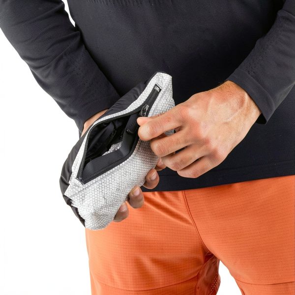 Salomon Men's Waterproof Shell Jacket Deep Black-2