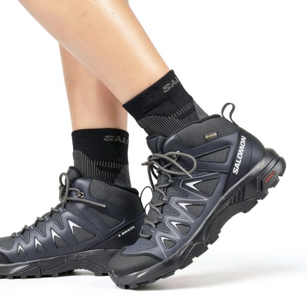 Salomon women's X Ultra Pioneer Mid Gore-Tex Hiking Boots Black Magnet-1